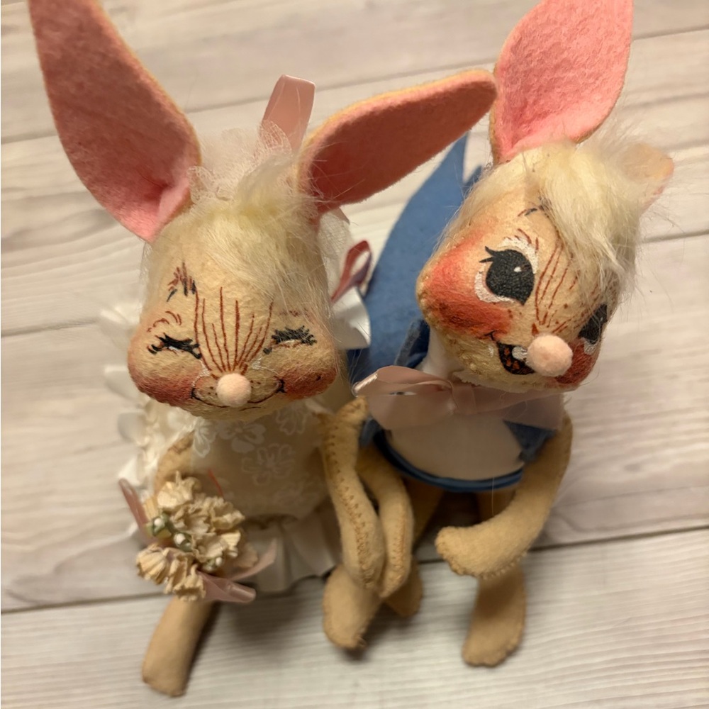 Annalee Bride & Groom Bunnies